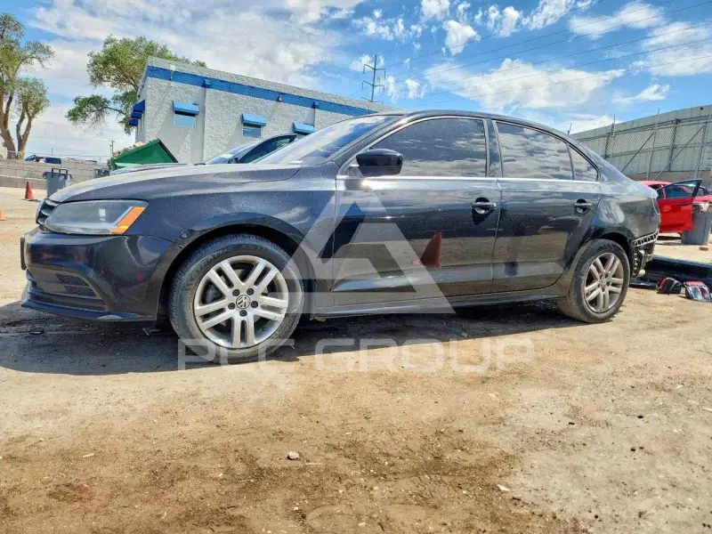 2017 Volkswagen Jetta photo