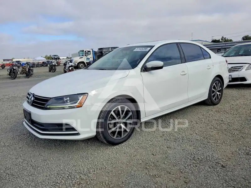 2017 Volkswagen Jetta фото