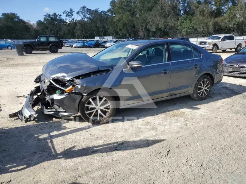 2017 Volkswagen Jetta photo