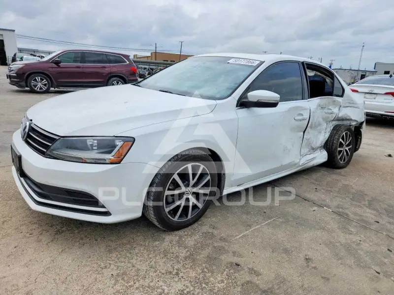 2017 Volkswagen Jetta фото
