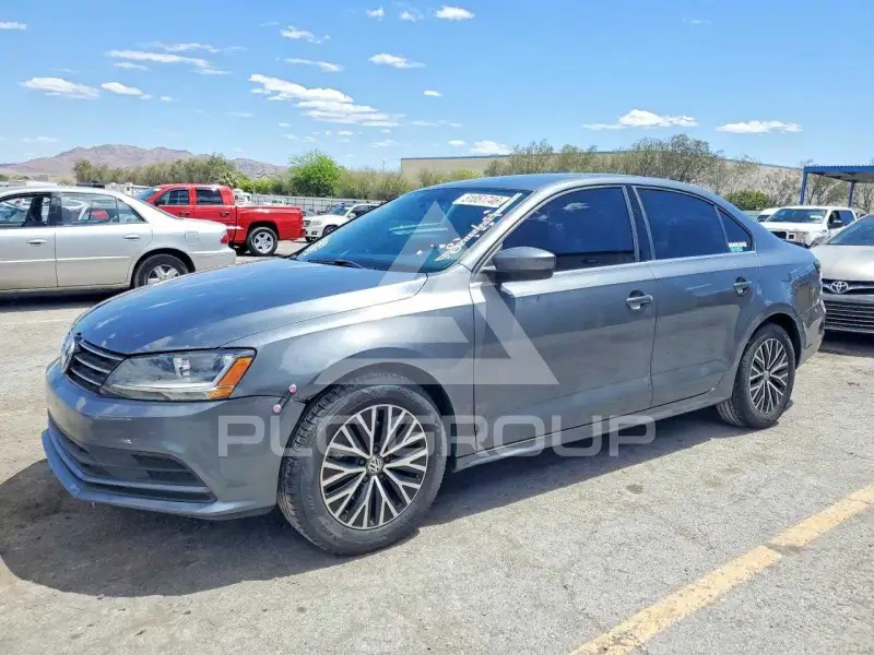 2017 Volkswagen Jetta фото