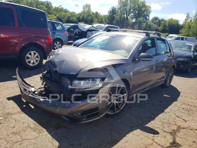2017 Volkswagen GOLF фото