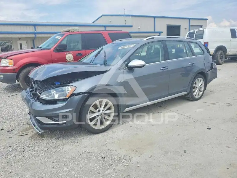 2017 Volkswagen GOLF фото