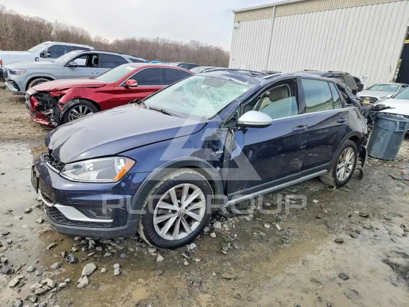 2017 Volkswagen GOLF фото