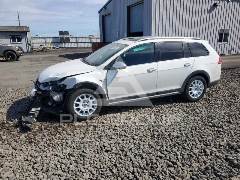 2017 Volkswagen GOLF фото