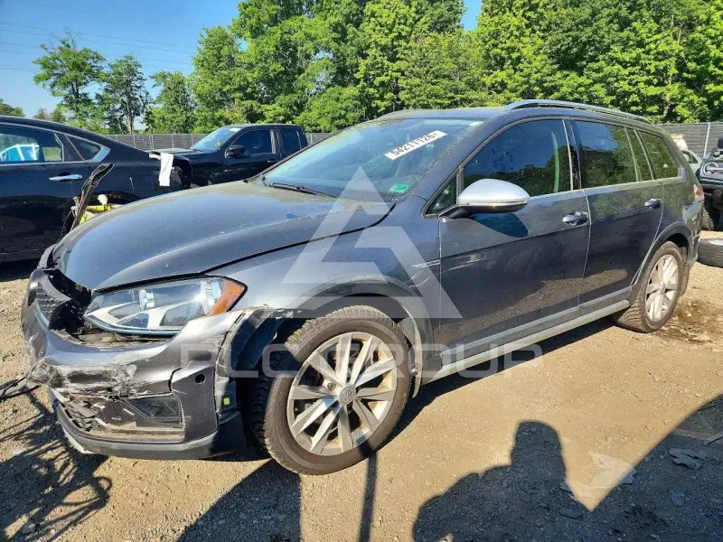 2017 Volkswagen GOLF фото