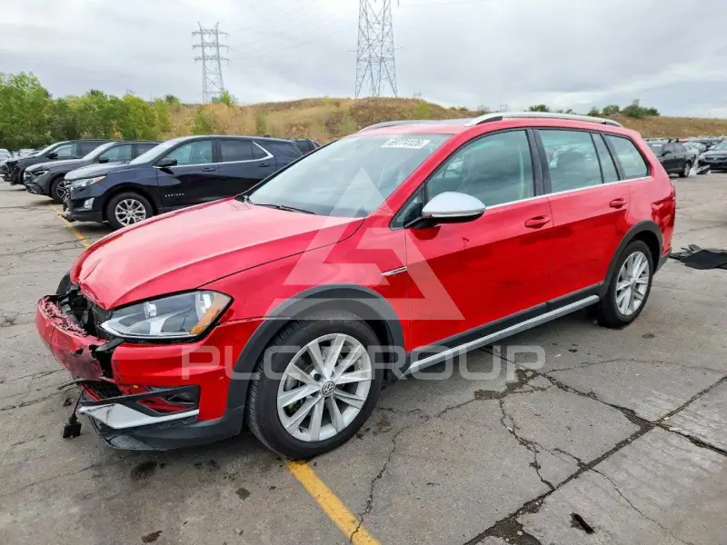 2017 Volkswagen GOLF фото
