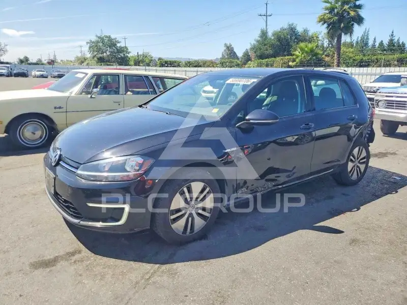 2017 Volkswagen GOLF фото