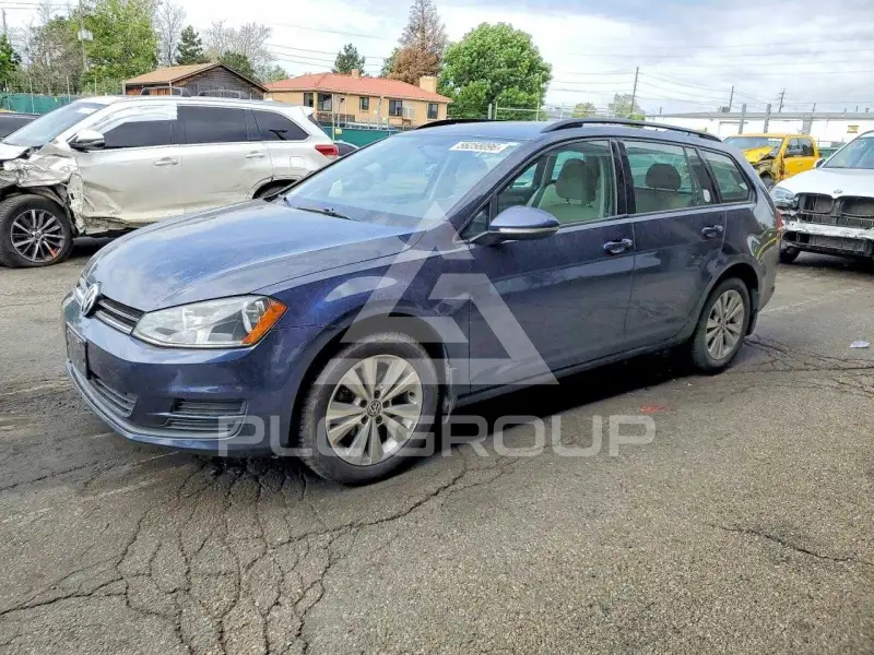 2017 Volkswagen GOLF photo