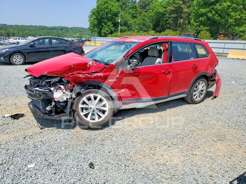 2017 Volkswagen GOLF фото
