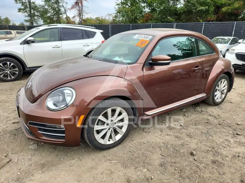 2017 Volkswagen BEETLE фото