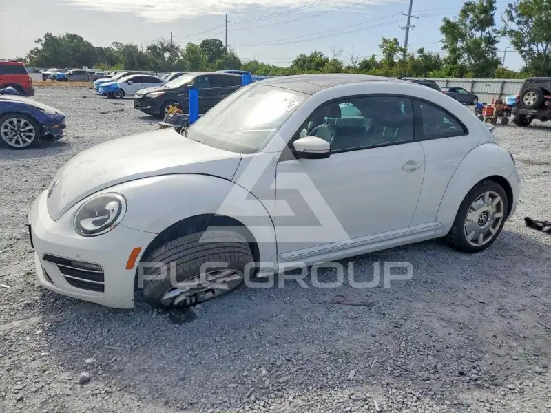 2017 Volkswagen BEETLE фото