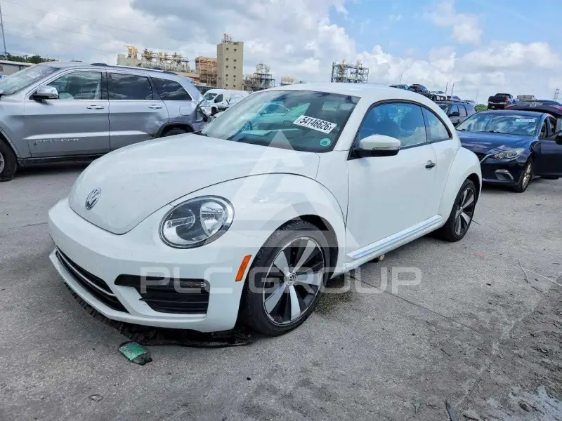 2017 Volkswagen BEETLE фото