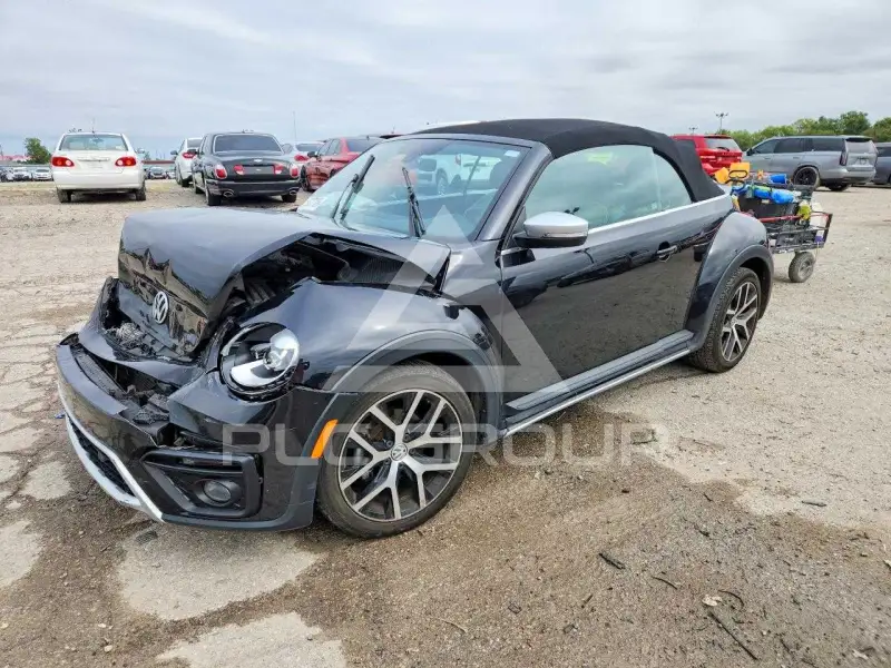 2017 Volkswagen BEETLE фото