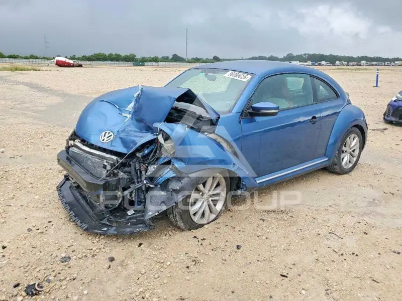 2017 Volkswagen BEETLE photo