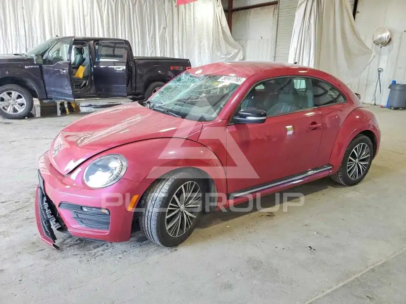2017 Volkswagen BEETLE photo