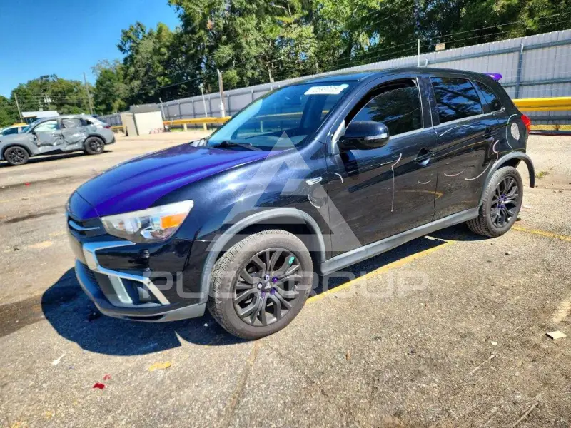 2018 Mitsubishi OUTLANDER photo