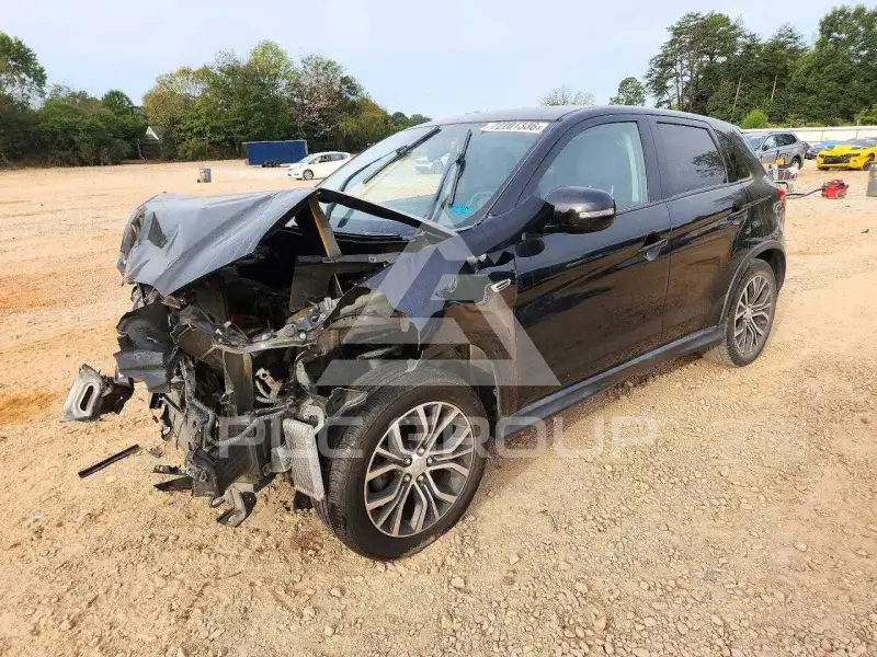 2018 Mitsubishi OUTLANDER фото
