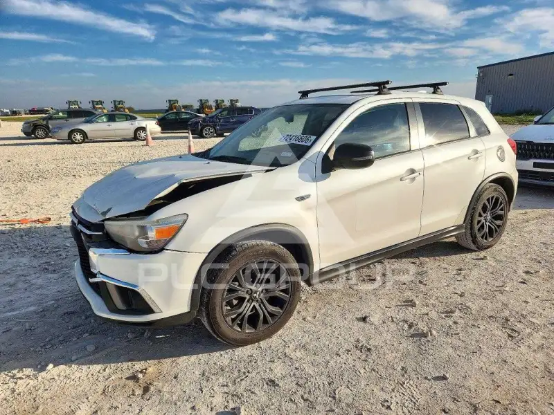 2018 Mitsubishi OUTLANDER фото