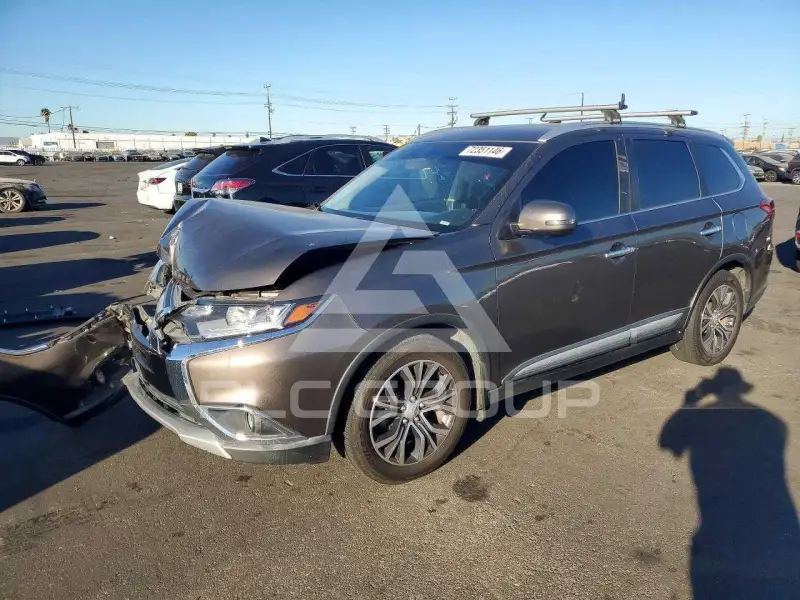 2018 Mitsubishi OUTLANDER фото