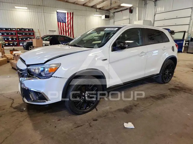 2018 Mitsubishi OUTLANDER фото