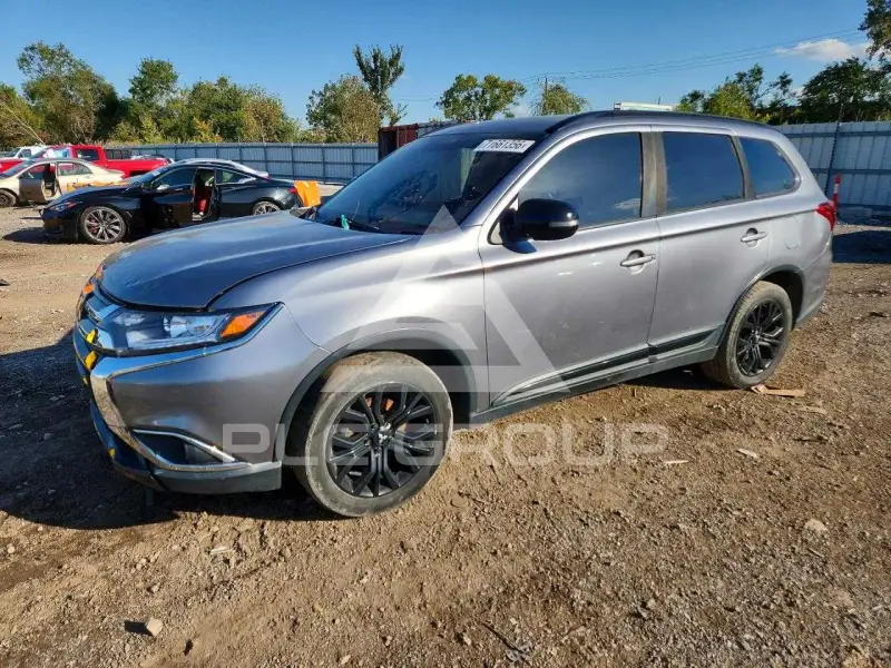 2018 Mitsubishi OUTLANDER photo