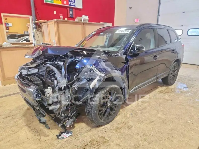 2018 Mitsubishi OUTLANDER photo