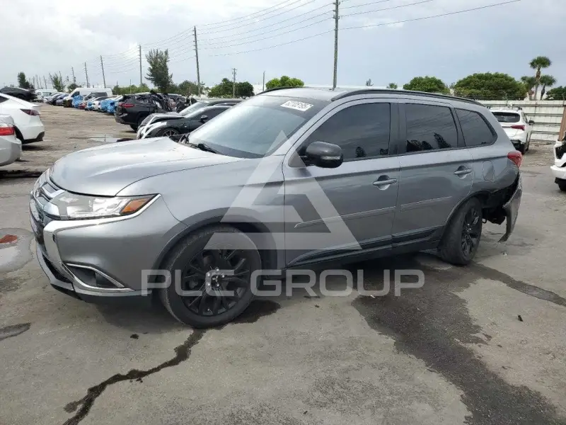 2018 Mitsubishi OUTLANDER photo