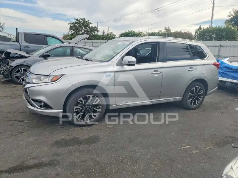 2018 Mitsubishi OUTLANDER фото