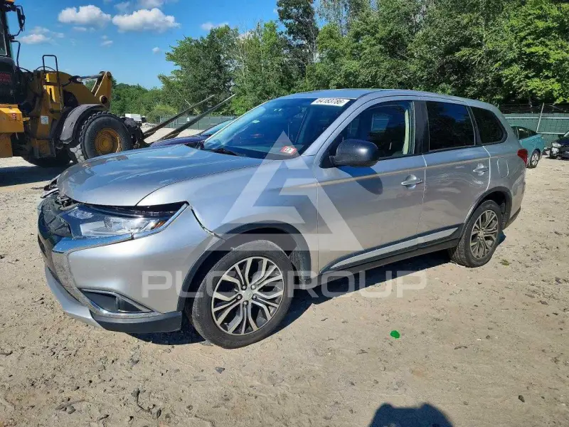 2018 Mitsubishi OUTLANDER photo