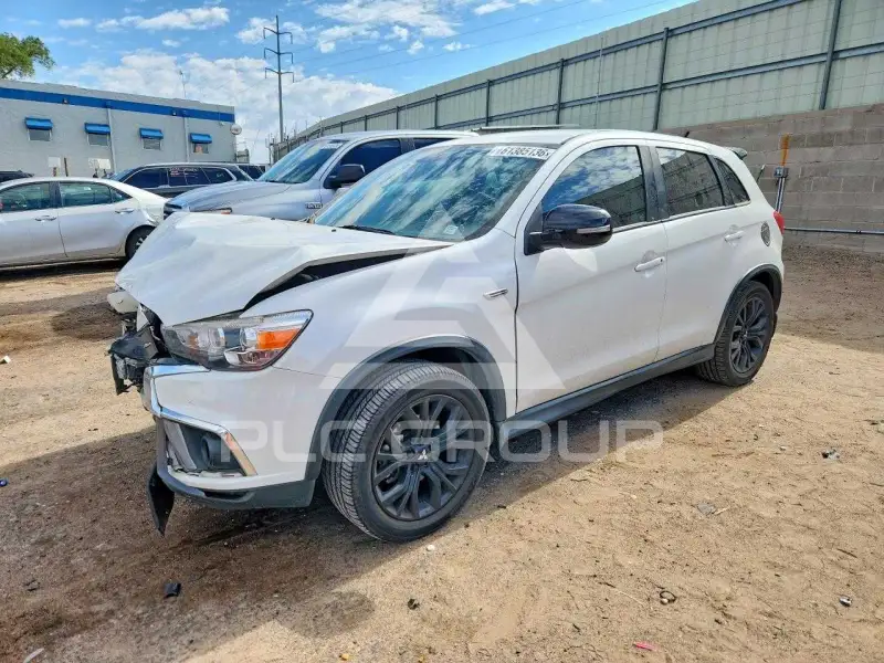 2018 Mitsubishi OUTLANDER фото