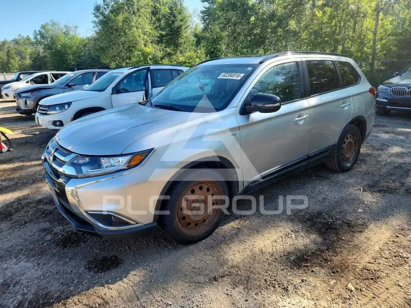 2018 Mitsubishi OUTLANDER фото