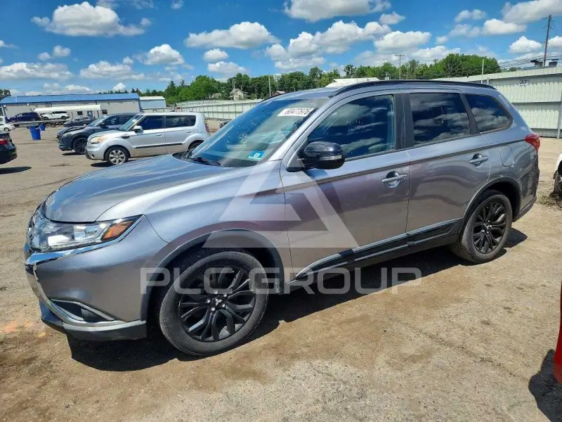 2018 Mitsubishi OUTLANDER photo