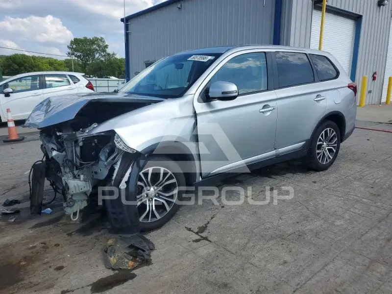 2018 Mitsubishi OUTLANDER photo