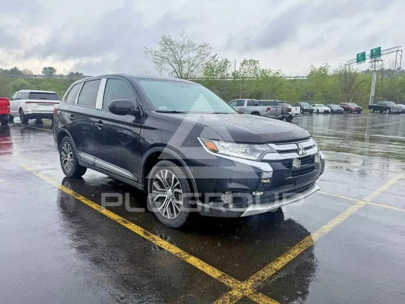 2018 Mitsubishi OUTLANDER photo