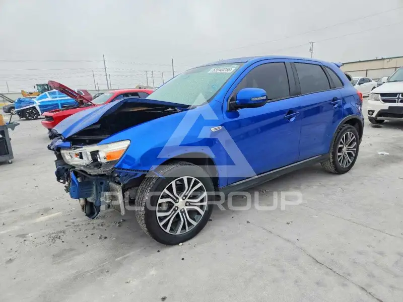 2018 Mitsubishi OUTLANDER photo