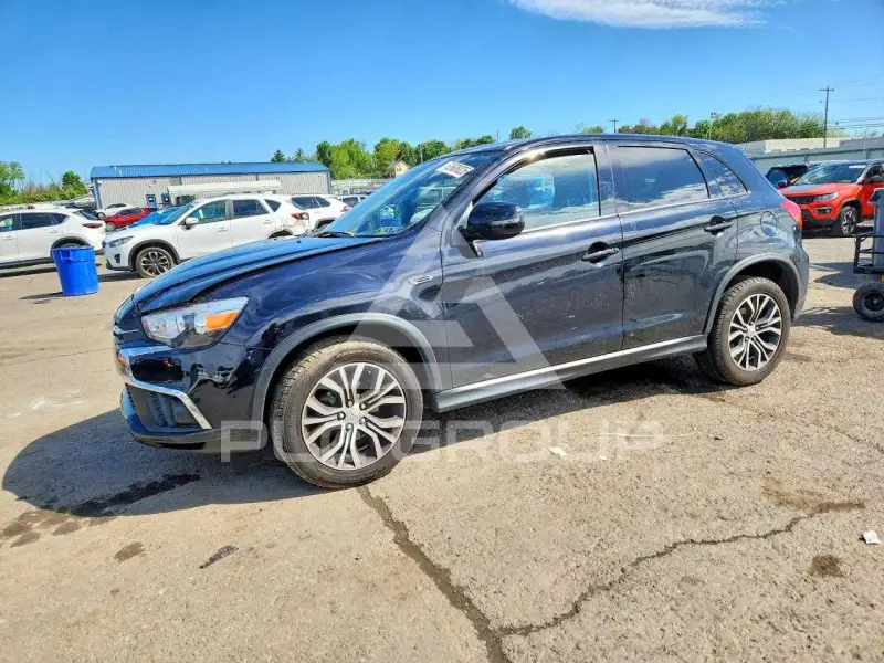 2018 Mitsubishi OUTLANDER photo