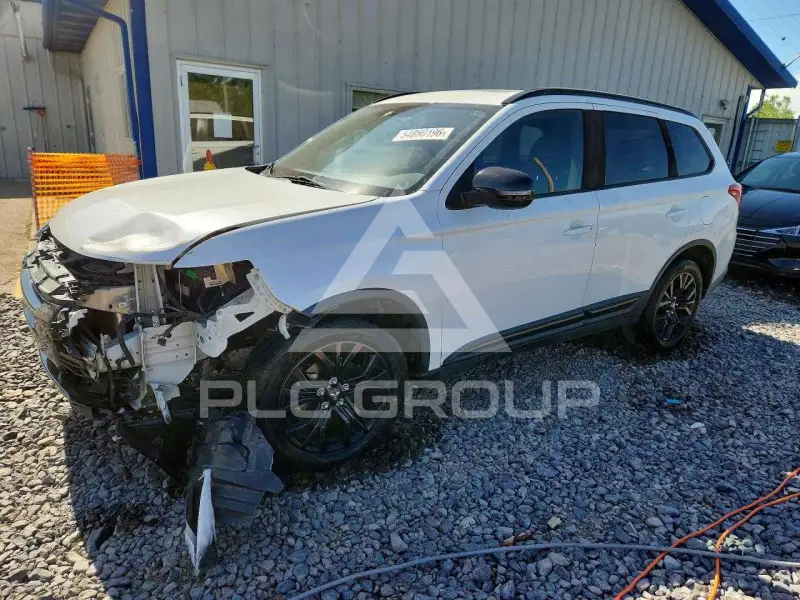 2018 Mitsubishi OUTLANDER photo