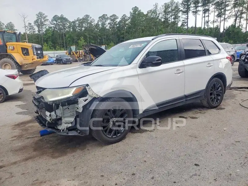 2018 Mitsubishi OUTLANDER photo
