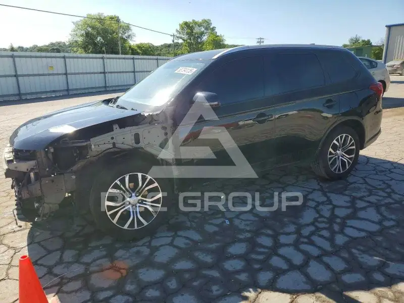 2018 Mitsubishi OUTLANDER photo