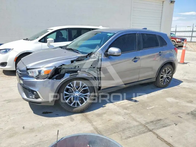 2018 Mitsubishi OUTLANDER фото