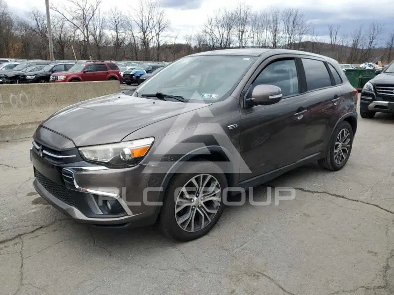 2018 Mitsubishi OUTLANDER photo