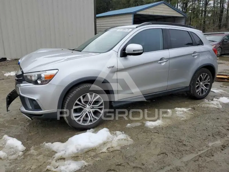 2018 Mitsubishi OUTLANDER фото