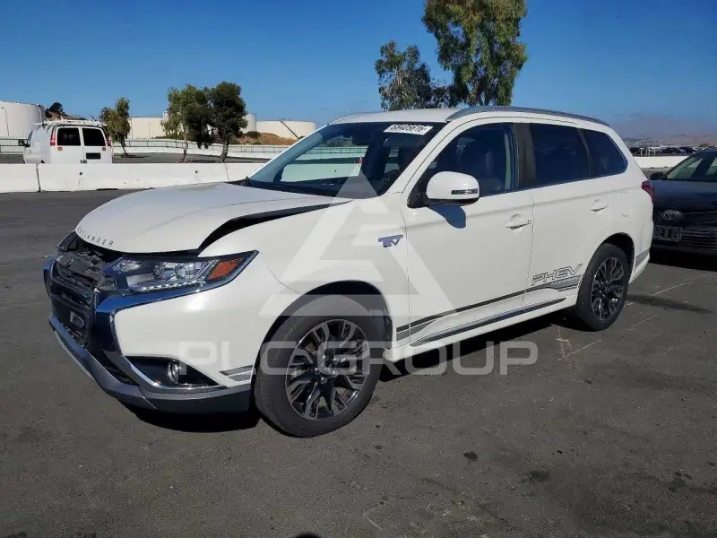 2018 Mitsubishi OUTLANDER фото