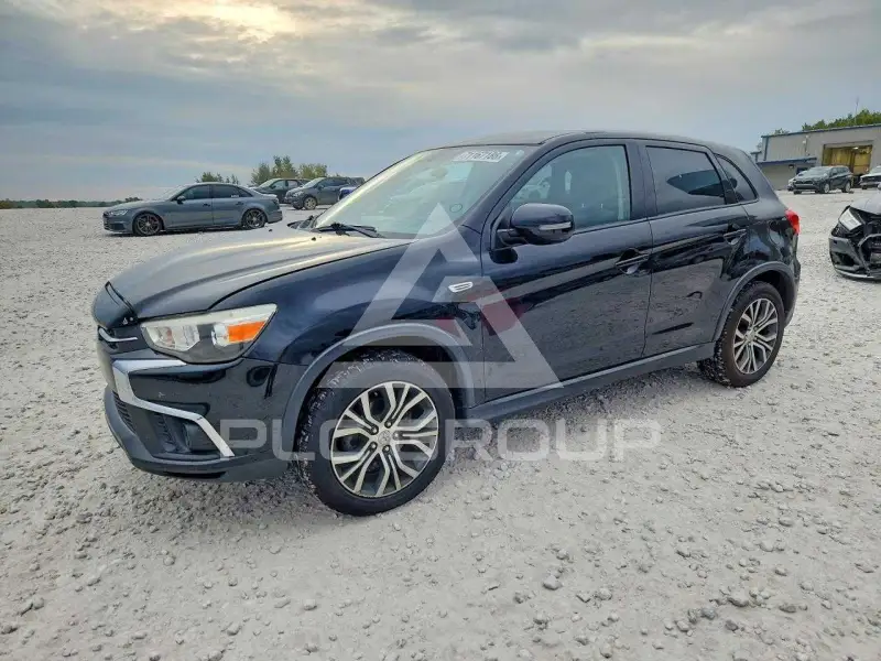 2018 Mitsubishi OUTLANDER фото