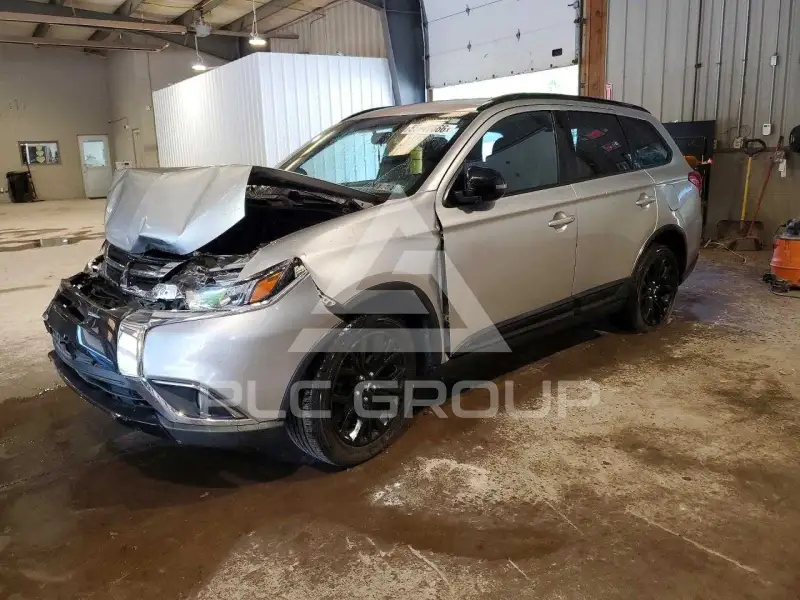 2018 Mitsubishi OUTLANDER фото