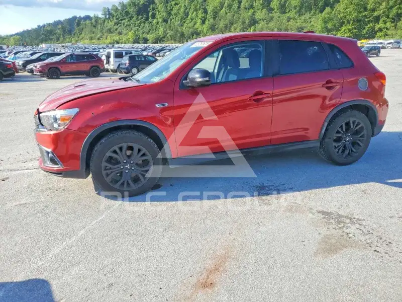 2018 Mitsubishi OUTLANDER фото