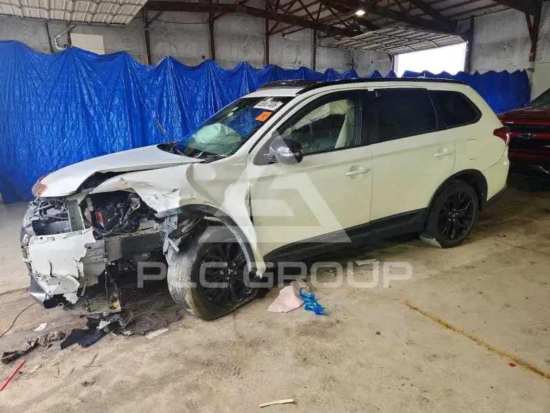 2018 Mitsubishi OUTLANDER фото
