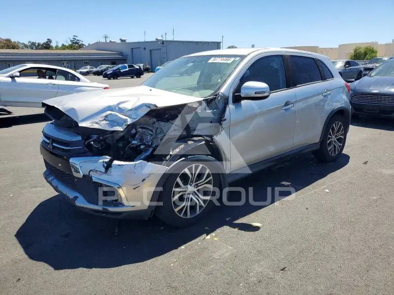 2018 Mitsubishi OUTLANDER фото