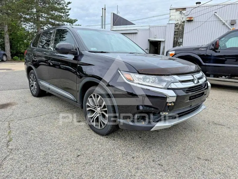 2018 Mitsubishi OUTLANDER фото